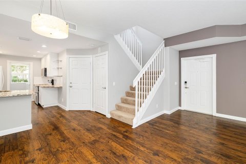 Townhouse in Sarasota, Florida 3 bedrooms, 155.33 sq.m. № 2379568 - photo 13