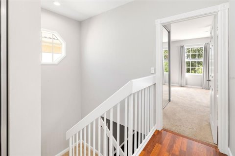 Townhouse in Sarasota, Florida 3 bedrooms, 155.33 sq.m. № 2379568 - photo 19