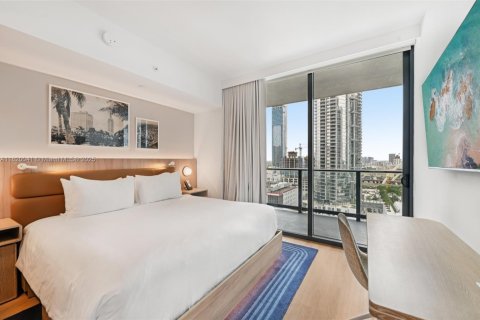 Condo in Miami, Florida, 2 bedrooms  № 1788764 - photo 4
