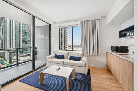 Condo in Miami, Florida, 2 bedrooms  № 1788764 - photo 7