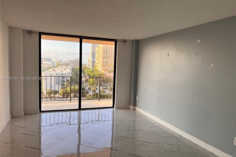 Copropriété à louer à Sunny Isles Beach, Floride: 2 chambres, 140 m2 № 2024900 - photo 15