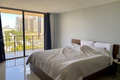 Copropriété à louer à Sunny Isles Beach, Floride: 2 chambres, 140 m2 № 2024900 - photo 12