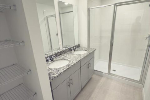 Снять в аренду таунхаус в Клермон, Флорида 3 спальни, 137.96м2, № 2107540 - фото 24