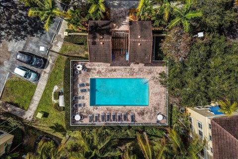 Купить кондоминиум в Плантация, Флорида 2 спальни, 111.95м2, № 2025195 - фото 4