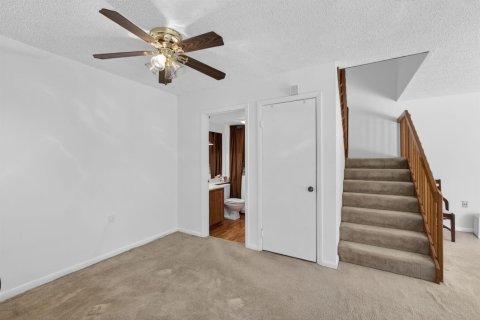 Townhouse in West Palm Beach, Florida 2 bedrooms, 114.83 sq.m. № 2187140 - photo 11