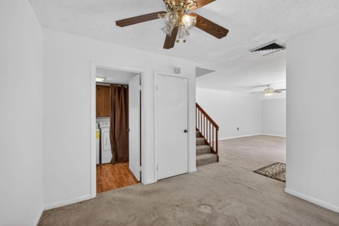 Townhouse in West Palm Beach, Florida 2 bedrooms, 114.83 sq.m. № 2187140 - photo 12