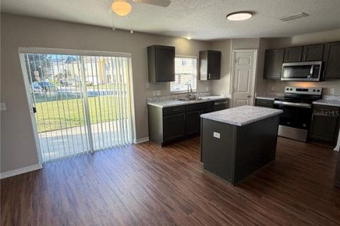 Villa ou maison à louer à Winter Haven, Floride: 3 chambres, 204.38 m2 № 2430685 - photo 17