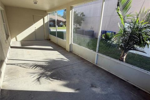 Villa ou maison à louer à Winter Haven, Floride: 3 chambres, 204.38 m2 № 2430685 - photo 25