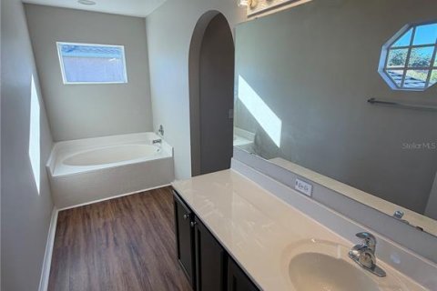 Villa ou maison à louer à Winter Haven, Floride: 3 chambres, 204.38 m2 № 2430685 - photo 16