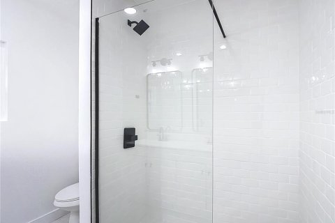 Villa ou maison à louer à Tampa, Floride: 2 chambres, 83.15 m2 № 2298417 - photo 28