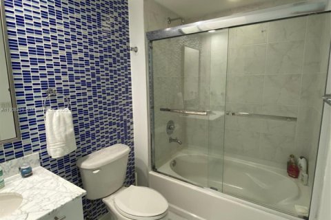 Copropriété à vendre à Miami, Floride: 2 chambres, 91.6 m2 № 1964164 - photo 15