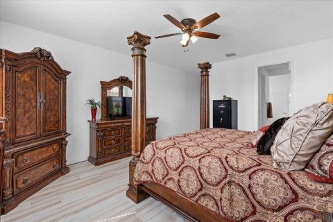 Casa en venta en Kissimmee, Florida, 3 dormitorios, 227.15 m2 № 1906995 - foto 17