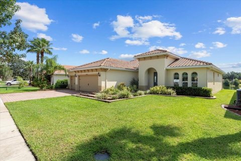 Casa en venta en Kissimmee, Florida, 3 dormitorios, 227.15 m2 № 1906995 - foto 2