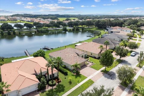 Casa en venta en Kissimmee, Florida, 3 dormitorios, 227.15 m2 № 1906995 - foto 3