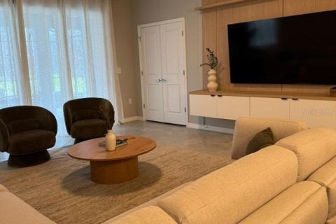 Casa en venta en Clermont, Florida, 7 dormitorios, 410.35 m2 № 2386177 - foto 3