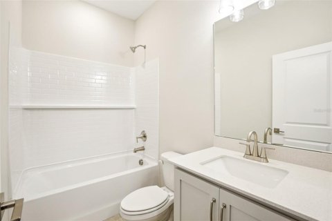 House in Parrish, Florida 4 bedrooms, 177.81 sq.m. № 2094424 - photo 8