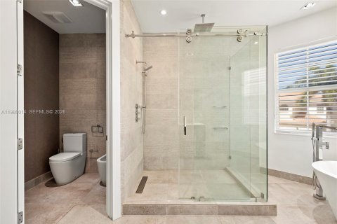 Купить виллу или дом в Холливуд, Флорида 5 спален, 400.87м2, № 2046415 - фото 28