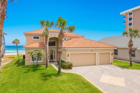 Casa en venta en Ponce Inlet, Florida, 4 dormitorios, 326.37 m2 № 1774050 - foto 1