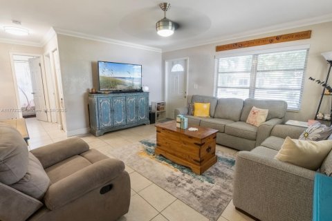 Casa en venta en Tamarac, Florida, 2 dormitorios, 80.27 m2 № 1617435 - foto 5