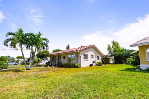 Casa en venta en Tamarac, Florida, 2 dormitorios, 80.27 m2 № 1617435 - foto 2