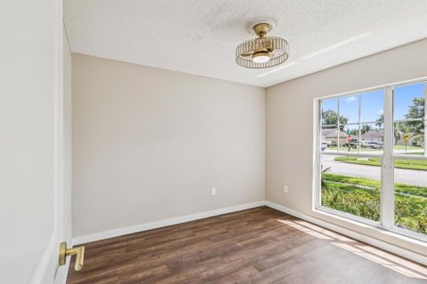 Casa en alquiler en Lutz, Florida, 3 dormitorios, 139.82 m2 № 1908784 - foto 7