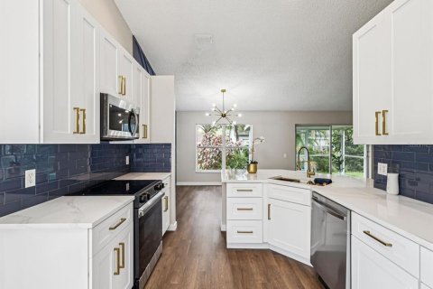 Casa en alquiler en Lutz, Florida, 3 dormitorios, 139.82 m2 № 1908784 - foto 2