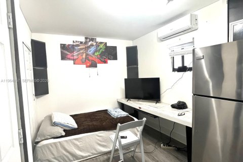 Casa en venta en Miami, Florida, 3 dormitorios, 141.03 m2 № 2028331 - foto 22