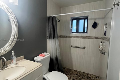 Casa en venta en Miami, Florida, 3 dormitorios, 141.03 m2 № 2028331 - foto 17