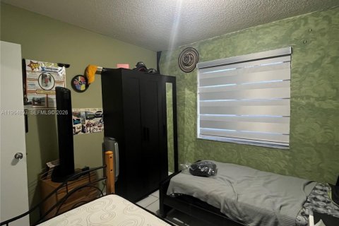 Casa en venta en Miami, Florida, 3 dormitorios, 141.03 m2 № 2028331 - foto 19