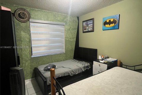 Casa en venta en Miami, Florida, 3 dormitorios, 141.03 m2 № 2028331 - foto 20