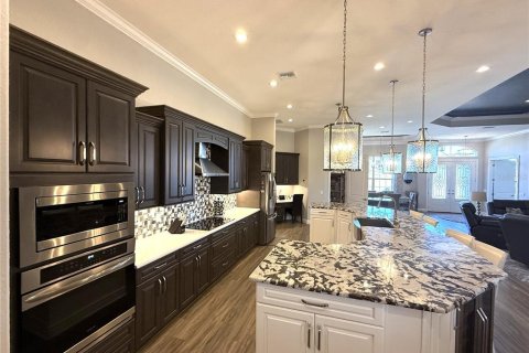 House in Dunnellon, Florida 5 bedrooms, 298.96 sq.m. № 2123318 - photo 19