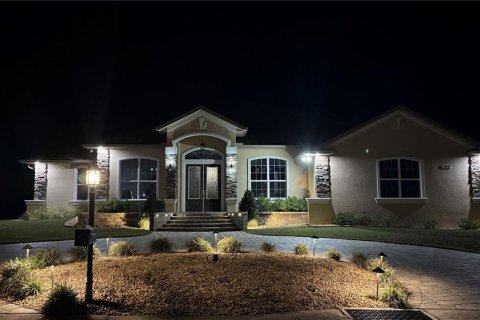 House in Dunnellon, Florida 5 bedrooms, 298.96 sq.m. № 2123318 - photo 3