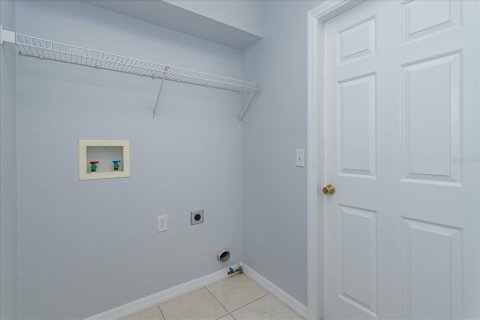 Villa ou maison à louer à Grand Island, Floride: 3 chambres, 137.68 m2 № 2095824 - photo 21