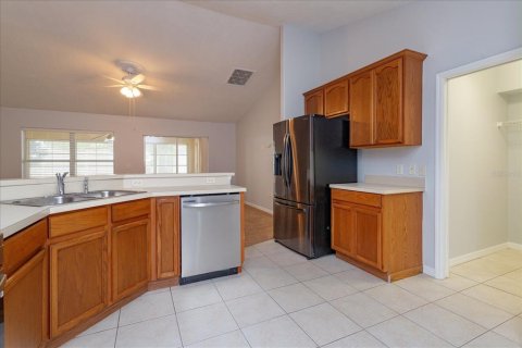 Villa ou maison à louer à Grand Island, Floride: 3 chambres, 137.68 m2 № 2095824 - photo 11