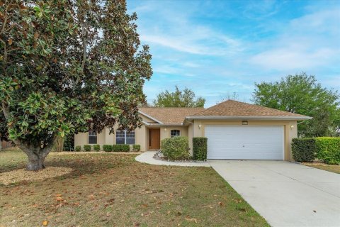 Villa ou maison à Grand Island, Floride 3 chambres, 137.68 m2 № 2095824