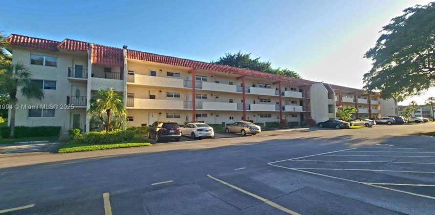 Condo à Pembroke Pines, Floride, 2 chambres  № 1975877