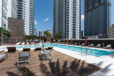 Condominio en alquiler en Miami, Florida, 1 dormitorio, 73.39 m2 № 2422837 - foto 27