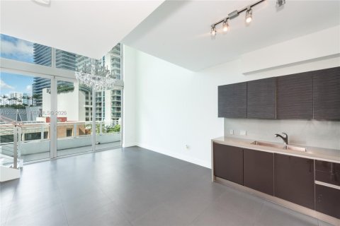 Condominio en alquiler en Miami, Florida, 1 dormitorio, 73.39 m2 № 2422837 - foto 5