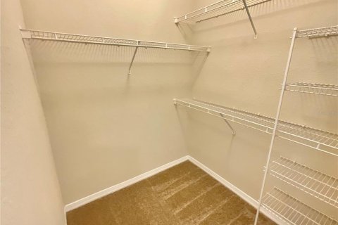Condo in Maitland, Florida, 2 bedrooms № 2099382 - photo 11