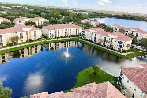 Condo in Maitland, Florida, 2 bedrooms № 2099382 - photo 19