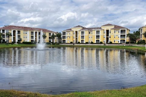 Condo in Maitland, Florida, 2 bedrooms № 2099382 - photo 18