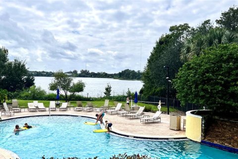 Condo in Maitland, Florida, 2 bedrooms № 2099382 - photo 27