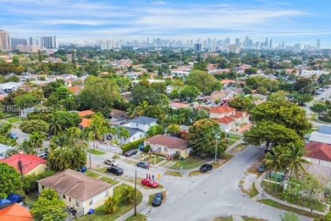 Immobilier commercial à vendre à Miami, Floride: 130.06 m2 № 1971443 - photo 19