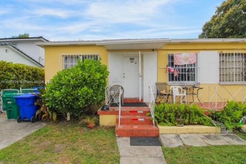 Immobilier commercial à vendre à Miami, Floride: 130.06 m2 № 1971443 - photo 27