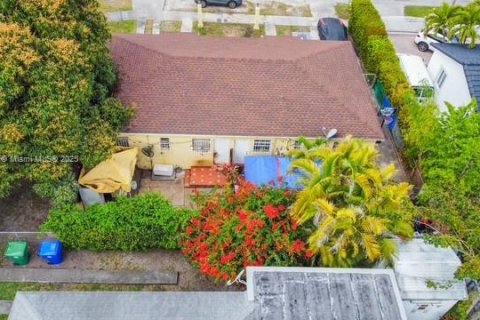 Immobilier commercial à vendre à Miami, Floride: 130.06 m2 № 1971443 - photo 24