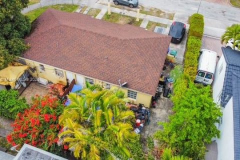 Immobilier commercial à vendre à Miami, Floride: 130.06 m2 № 1971443 - photo 23