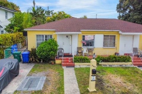 Immobilier commercial à vendre à Miami, Floride: 130.06 m2 № 1971443 - photo 21