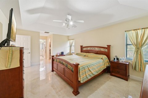 Casa en venta en West Palm Beach, Florida, 3 dormitorios, 214.05 m2 № 2000353 - foto 18