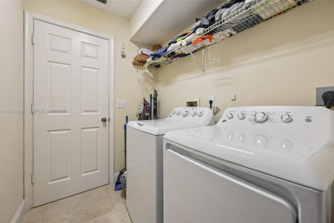 Casa en venta en West Palm Beach, Florida, 3 dormitorios, 214.05 m2 № 2000353 - foto 24