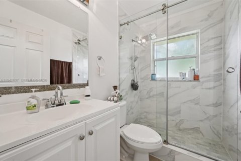 Casa en venta en West Palm Beach, Florida, 3 dormitorios, 214.05 m2 № 2000353 - foto 27